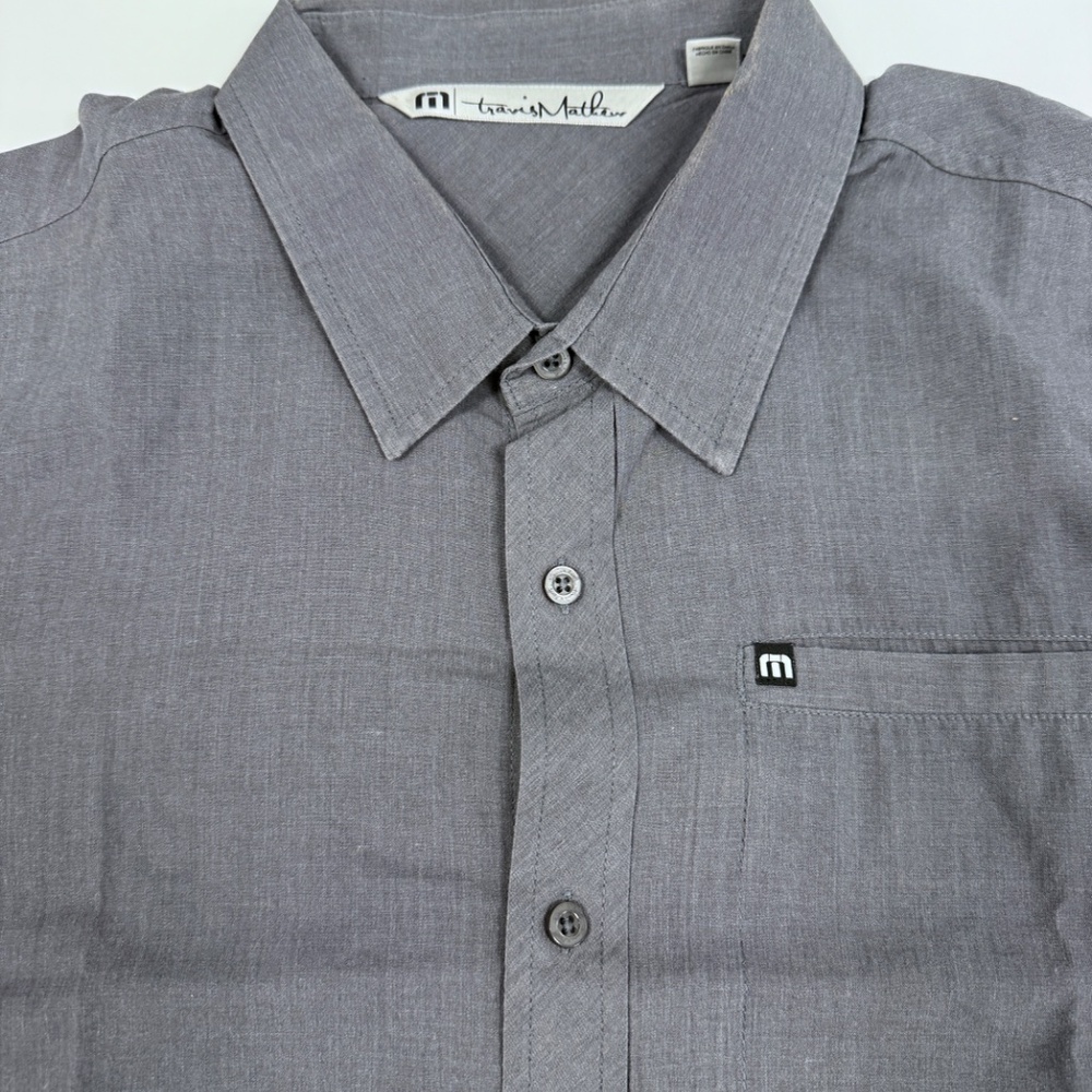 Travis Mathew Men's Casual Button-Down Shirt in Gray